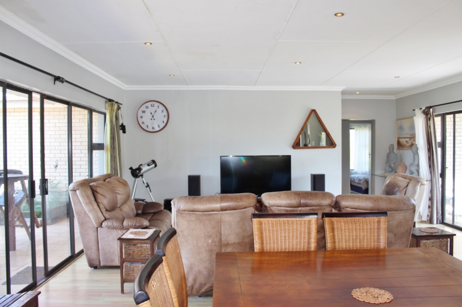 4 Bedroom Property for Sale in West Bank Eastern Cape